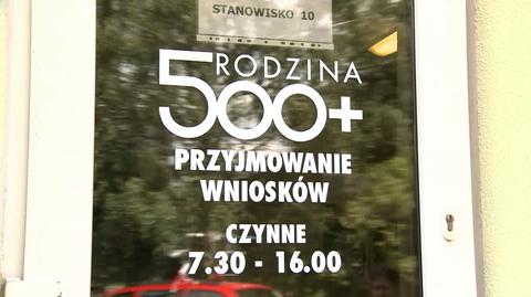 03.08.2020 | Zapowiedź Emilewicz i ostra reakcja Szydło. Wicepremier zapewnia teraz, że program 500 plus "nie zostanie zmieniony"