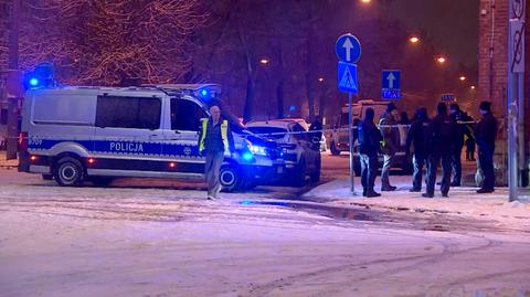 Policjanci zostali zastrzeleni przez konwojowanego. Teraz inni policjanci usłyszeli zarzuty w tej sprawie (7.03.2024)