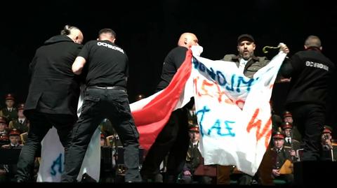 Szef MSWiA czeka na wyjaśnienia policji w sprawie akcji u dziennikarzy OKO.press