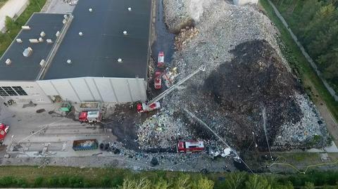 04.06.2018 | Kolejny pożar składowiska śmieci. Paliła się hałda wysoka na cztery pięta