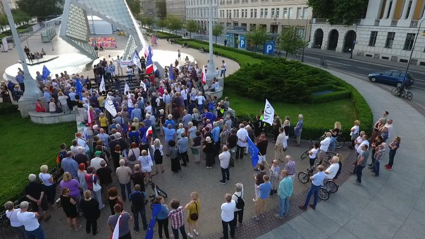 12.06.2018 | Manifestacje przed sądami w całym kraju. Chcą reakcji Komisji Europejskiej