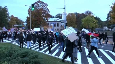 Protesty rozlały się po całej Polsce. Manifestują także małe miasta i wsie