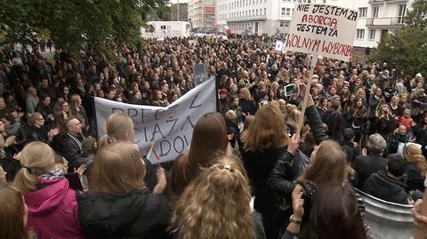 17.02.2017 | Dzień Kobiet będzie dniem protestu. "Zabierają nam naszą wolność"