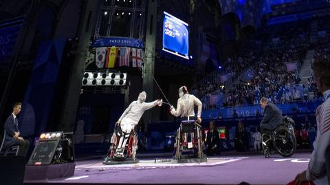 Srebrny medal polskiego szermierza na Igrzyskach Paralimpijskich w Paryżu ma podwójną wartość