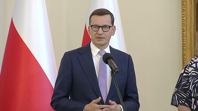 Premier przekonuje, że lekarze wracają do Polski. Co na to medycy? "Mam zamiar wyjechać"