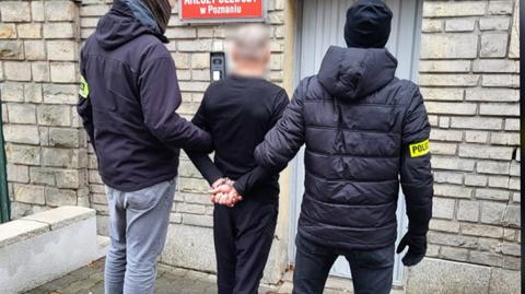 Najpierw podawał się za policjanta, potem za właścicielkę mieszkania. 68-letni oszust w rękach policji