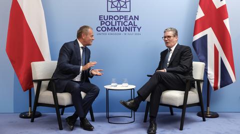 Donald Tusk wziął udział w szczycie Europejskiej Wspólnoty Politycznej. Rozmawiał z brytyjskim premierem Keirem Starmerem 