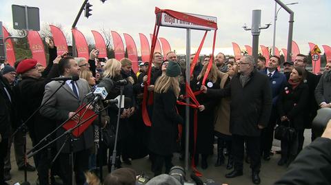 "Zło nie może wygrać". Gdańszczanie oddali hołd Pawłowi Adamowiczowi