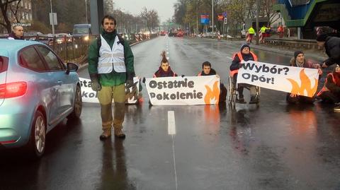 "Musimy protestować w taki sposób". Demonstracje Ostatniego Pokolenia budzą kontrowersje