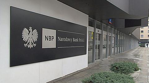 31.01.2019 | Zarobki w NBP mają być jawne i ograniczone. "Ten pożar gasicie benzyną"