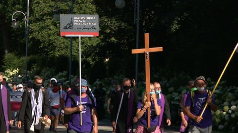 Tysiące pielgrzymów na Jasnej Górze. Wirusolog: jestem bardzo sceptyczny