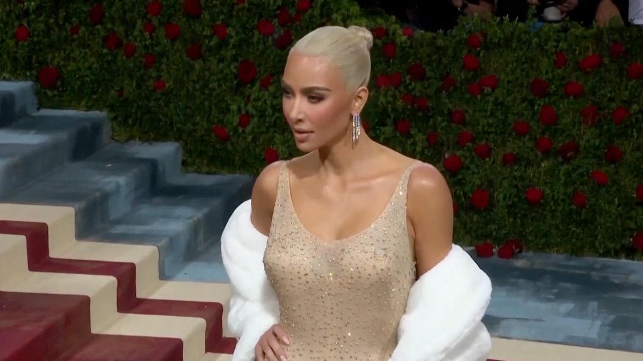 W Paryżu ruszył proces "gangu dziadków", którzy obrabowali Kim Kardashian