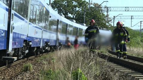 Wypadek na przejeździe kolejowym. Stan 19-latki jest bardzo ciężki