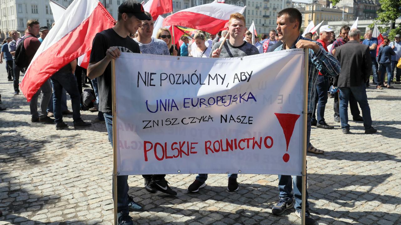 Protest Rolników W Warszawie. "Staliśmy Się śmietnikiem Europy"