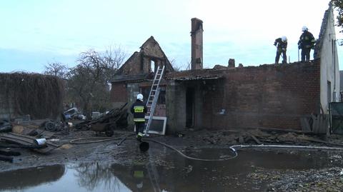 13.11.2018 | W kilka chwil stracili wszystko. Ośmioosobowa rodzina cudem uratowała się z płonącego domu