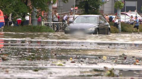 Połamane drzewa, zalane ulice. Załamanie pogody w Gdańsku