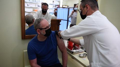 07.01.2022 | Szczepienia na COVID-19 to "eksperymenty"? Adam Niedzielski skrytykował małopolską kurator oświaty