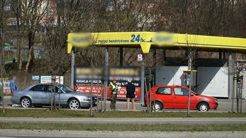 06.04.2020 | Kolejka w myjni samochodowej. Kierowcy odjechali z mandatami