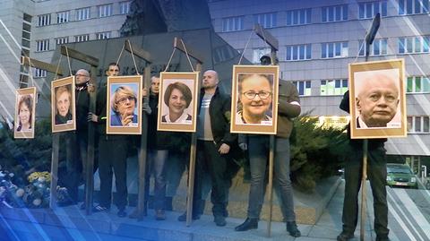 26.11.2017 | Narodowcy powiesili na szubienicach portrety europosłów PO. "Trzeba się temu przeciwstawić"