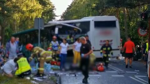 06.07.2020 | 14 osób rannych po zderzeniu dwóch autokarów i busa