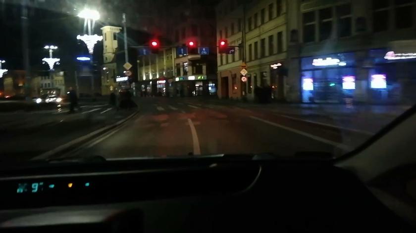 21.01.2020 | Rajd pijanego kierowcy Ubera po ulicach Wrocławia. Zareagował pasażer