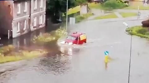 23.07.2017 | Wystarczyło 30 minut opadów, by zalało Zieloną Górę