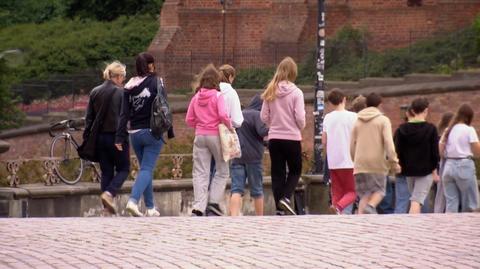 MEN będzie finansowało wycieczki szkolne. Nauczyciele wciąż jednak mają postulat: co z nadgodzinami?