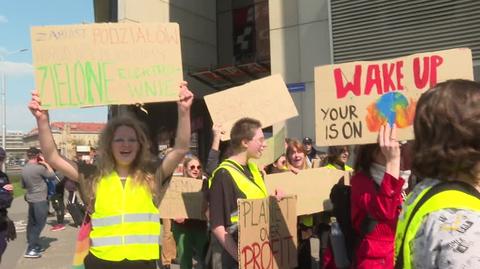 Młodzieżowy Strajk Klimatyczny wyszedł na ulice polskich miast