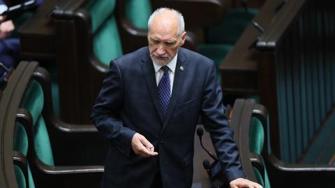 Antoni Macierewicz reaguje na raport MON. Mówi o "patriotyzmie sowieckim" i "ataku na polskość"