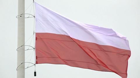 "Bądźmy dumni z biało-czerwonej. Szanujmy barwy narodowe"