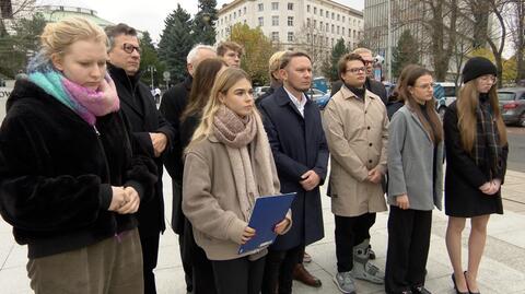 Uczniowie, nauczyciele i aktywiści protestowali nieopodal Sejmu