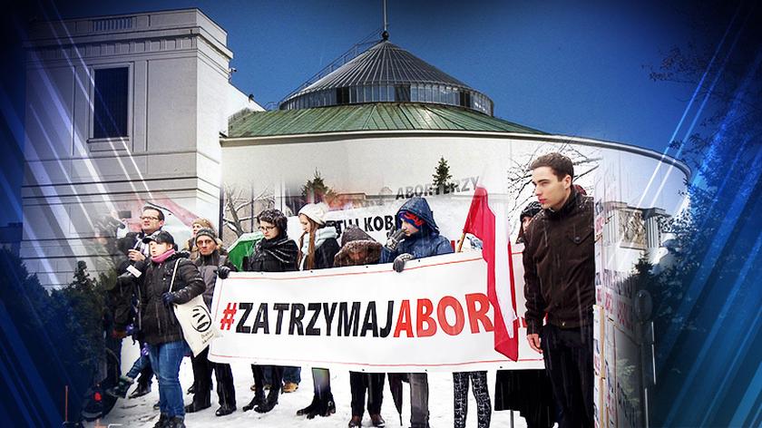 30.11.2017 | "To barbarzyństwo w majestacie prawa". Projekt zaostrzający prawo aborcyjne trafił do Sejmu