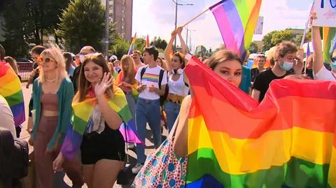 Instytucje unijne się nie cofają, samorządy też nie. Przez "uchwały anty-LGBT" całe województwa mogą ucierpieć