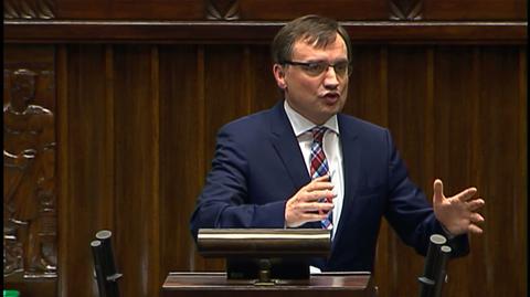 Słowa ministra a ustalenia "Superwizjera". Trzy pytania po wystąpieniu Ziobry