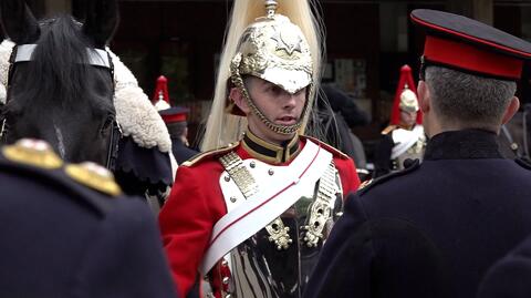 Brytyjska armia zezwala żołnierzom na noszenie brody pod warunkiem, że jest schludna