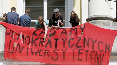 05.06.2018 | Studenci na balkonie. Protest na UW przeciw reformie Gowina