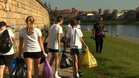 Plogging zamiast normalnej lekcji WF-u. Uczniowie z Krakowa świecą przykładem