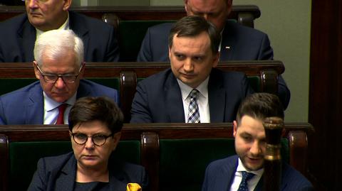 Sejm Ziobrę obronił, opozycja nie odpuszcza. "Już nie sposób zliczyć afer"