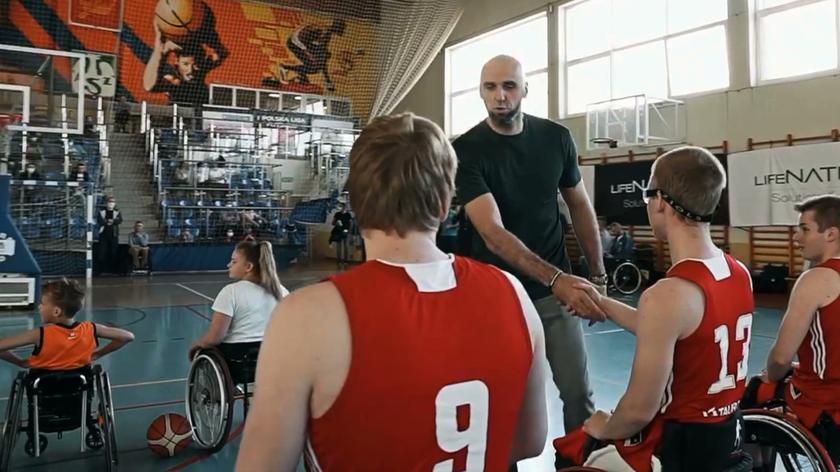 Nowy projekt Marcina Gortata. Powstanie klasa o profilu koszykarskim dla osób z niepełnosprawnościami