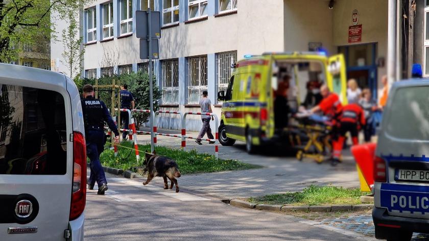 05.05.2022 | 12-latka zaatakowana nożem przed przed szkołą podstawową w Bielsku-Białej