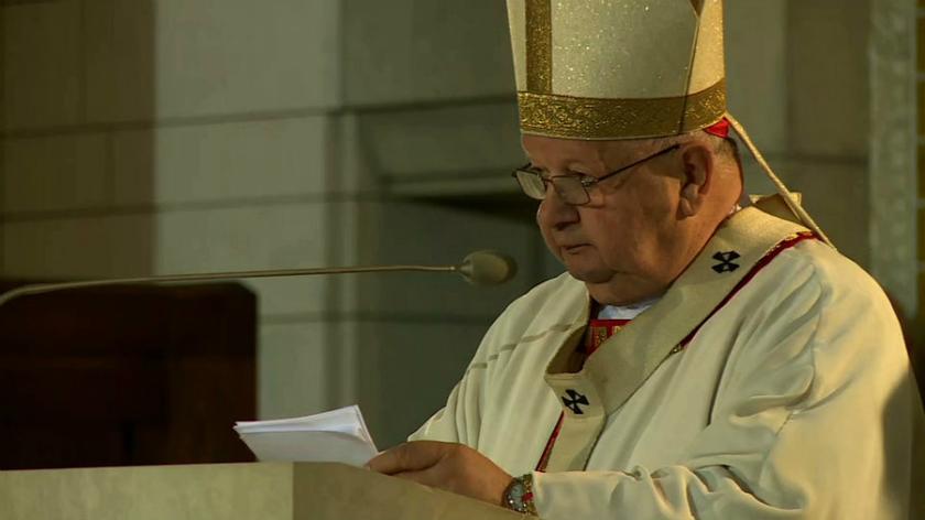 „Fakty” TVN nieoficjalnie: jutro ma zostać podane nazwisko następcy kardynała Dziwisza