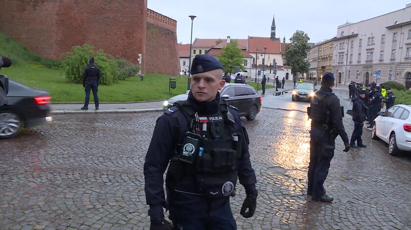 Ile kosztuje policyjna ochrona Jarosława Kaczyńskiego? Posłanka zapytała, ale się nie dowiedziała