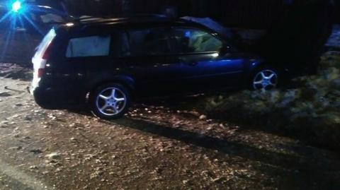 21.02.2021 | Nie zatrzymał się do kontroli i staranował radiowóz. Policja zatrzymała 43-latka