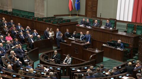 Zakłócanie wystąpień, krzyki na mównicy, skandowanie. Tak wyglądały wtorkowe obrady Sejmu