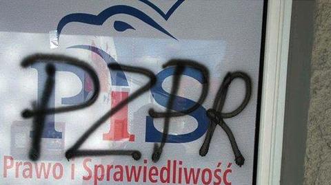 Zarzut propagowania totalitaryzmu za napis "PZPR" na biurze PiS