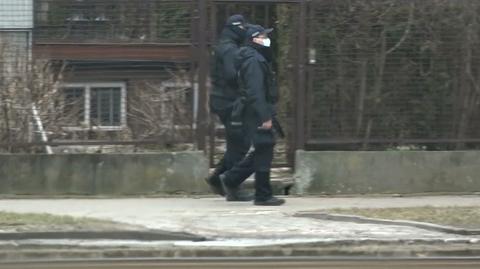 "40 policjantów, zamiast pilnować bezpieczeństwa Polaków, pilnuje bezpieczeństwa Kaczyńskiego"