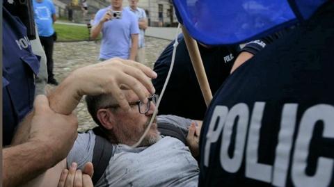 23.06.2019 | W reakcji na zakłócenie happeningu krzyknął "precz z polskim faszyzmem". Usłyszał zarzut