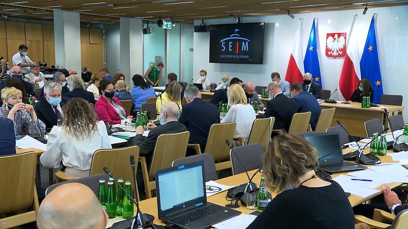 Sejmowa komisja skierowała projekt ustawy anty-TVN do prac w Sejmie