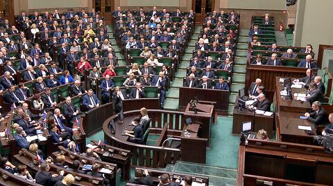 Wykluczanie posłów, kary finansowe, ekspresowe głosowania. Tak właśnie w ostatnich latach działał polski Sejm