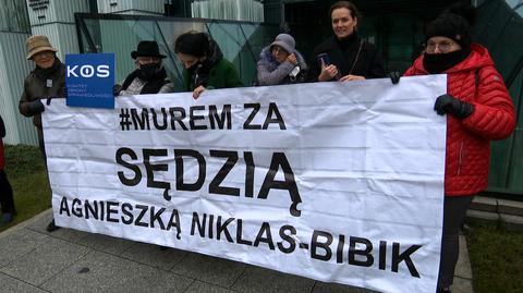 29.11.2021 | Izba Dyscyplinarna miała zdecydować o zawieszeniu sędzi ze Słupska. Akta sprawy przejęła pierwsza prezes Sądu Najwyższego